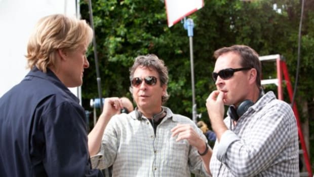 Writer/directors Bobby Farrelly (center) and Peter Farrelly (right) talk to actor Owen Wilson on the set of Hall Pass.