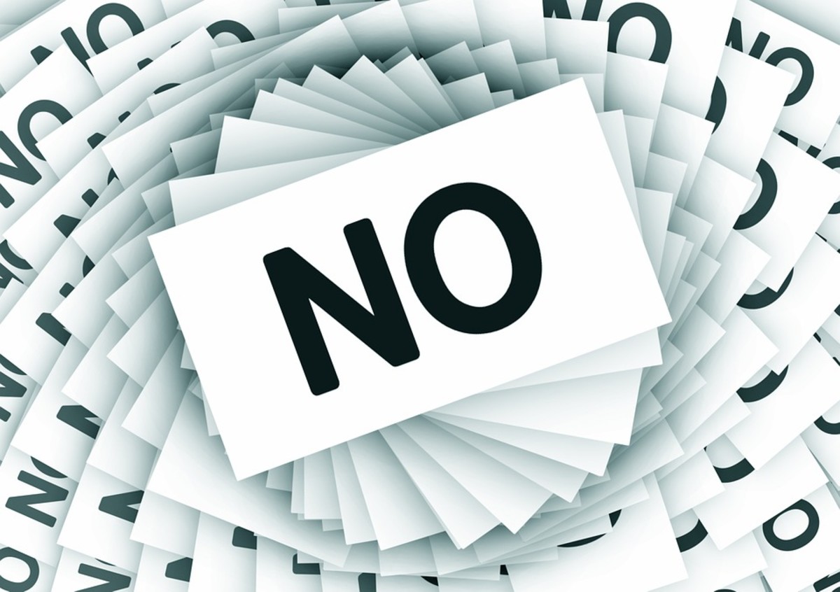 SUBMISSIONS INSANITY: Getting Rejected? Then Do These 5 Things by Lucy V. Hay | Script Magazine #scriptchat #screenwriting