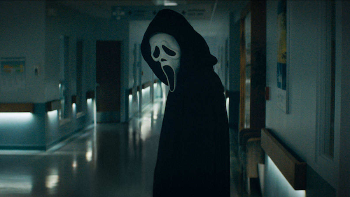 Ghostface in Paramount Pictures and Spyglass Media Group's Scream. Photo Courtesy of Paramount Pictures and Spyglass Media Group.