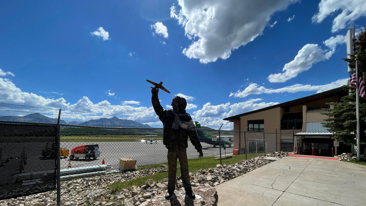 Telluride Airport, Telluride Colorado 2022. Photo by Christopher Schiller, used with permission