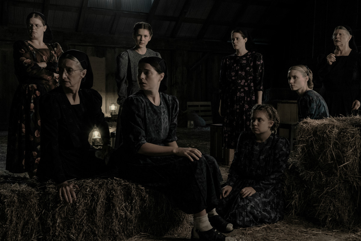 (L-R) Michelle McLeod stars as Mejal, Sheila McCarthy as Greta, Liv McNeil as Neitje, Jessie Buckley as Mariche, Claire Foy as Salome, Kate Hallett as Autje, Rooney Mara as Ona and Judith Ivey as Agata in director Sara Polley's film, Women Talking.