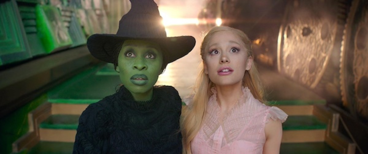 [L-R] Cynthia Erivo as Elphaba and Ariana Grande as Glinda in Wicked (2024).