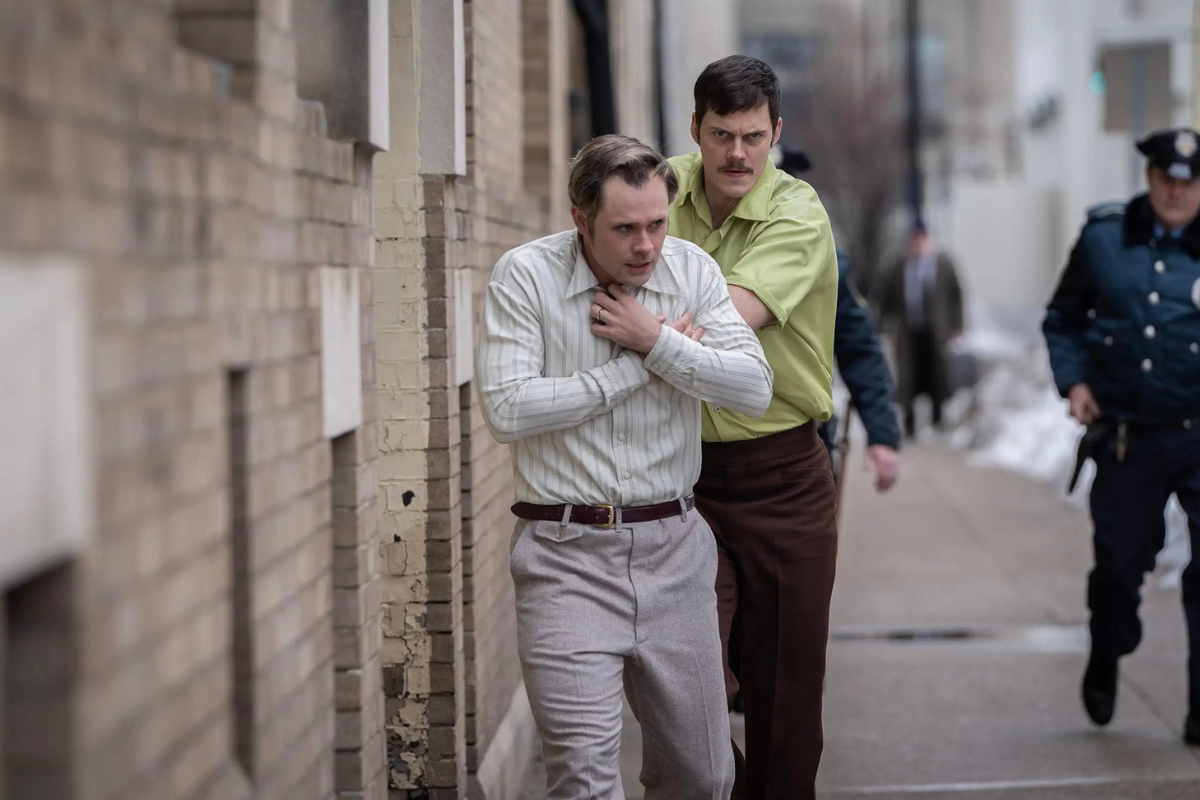 ‘Dead Man’s Wire’ Review