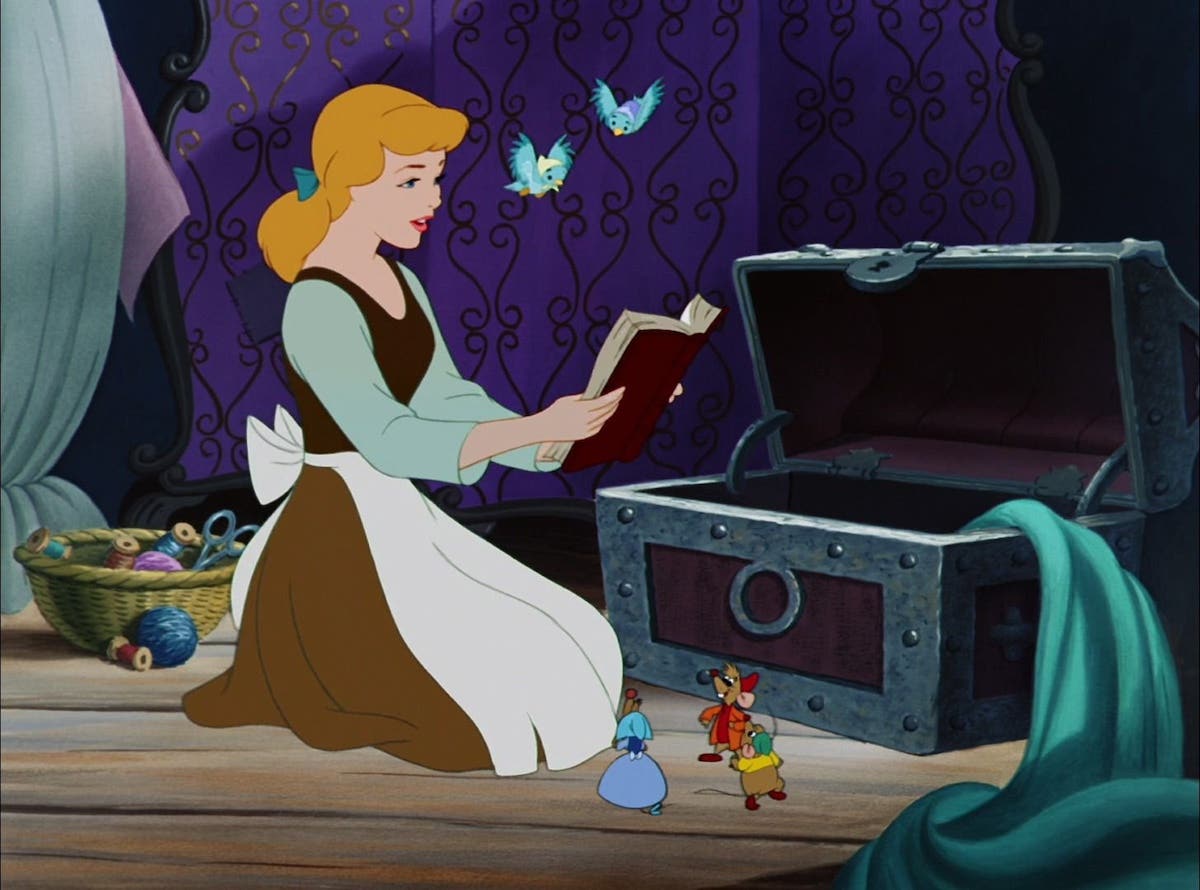 The Blockbusters That Shaped Us: Structure & Style in ‘Cinderella’